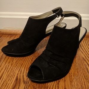 Naturalizer peep toe ankle strap booties